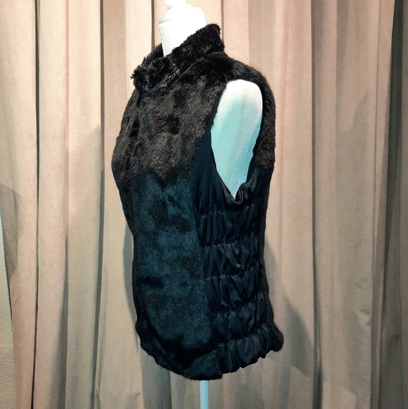 Fuda reversible faux fur vest - Picture 2 of 8
